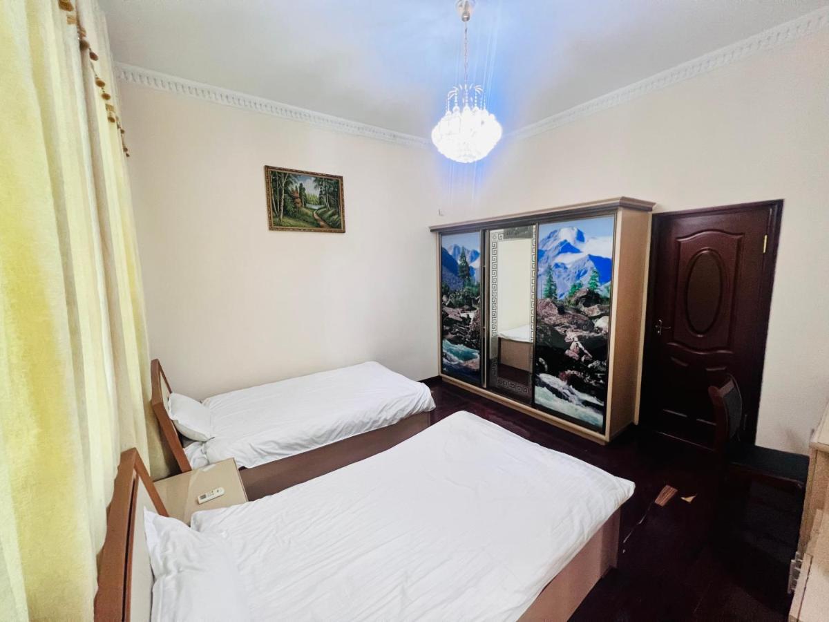 Alisher Hotel Dusjanbe Eksteriør billede